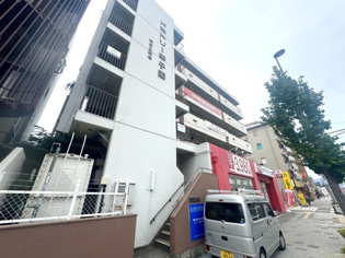 ドミトリー甲子園の外観