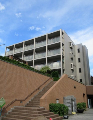 【外観】 | リーデンスタワー低層棟 | １階ドラッグストア、２階はクリニックです。