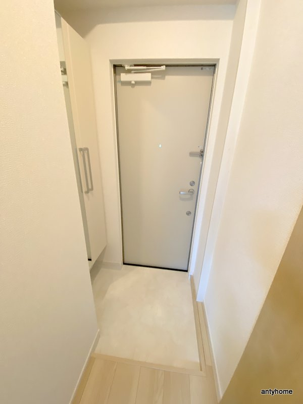 パーチェ エテルノI　仲介手数料無料の玄関