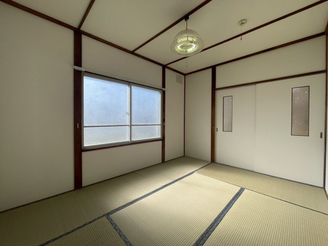 あきさとマンションBの和室