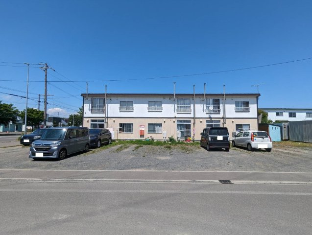 あきさとマンションBの駐車場