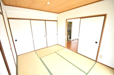 【寝室】 | サンライト青山