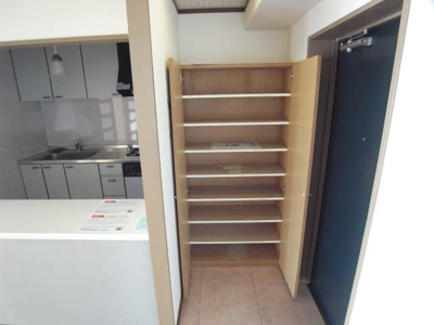 【玄関】 | グリシーヌ静徳