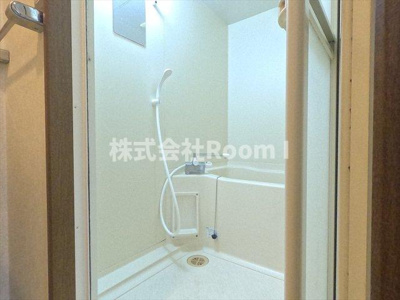 【浴室】 | 第三西原ハイツ | 落ち着いた空間のお風呂です