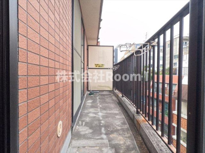 【バルコニー】 | 第三西原ハイツ | 開放的で明るい空間を演出してくれるバルコニーです