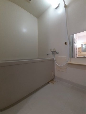 【浴室】 | ドミールパル | ゆったり過ごせるお風呂です