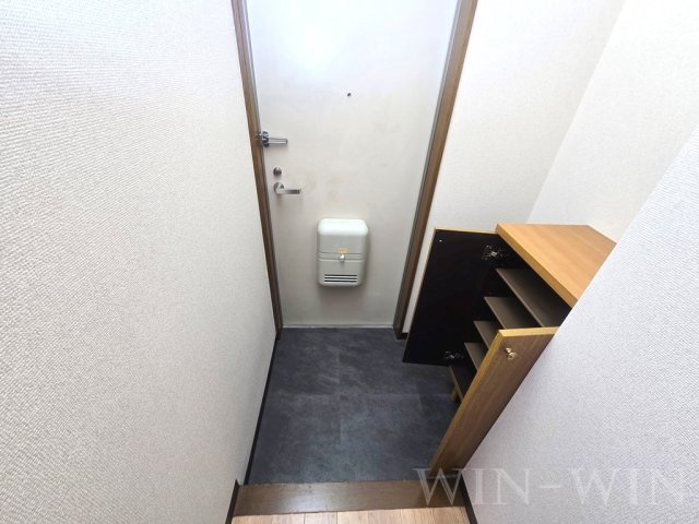 グランデージToda Aの玄関