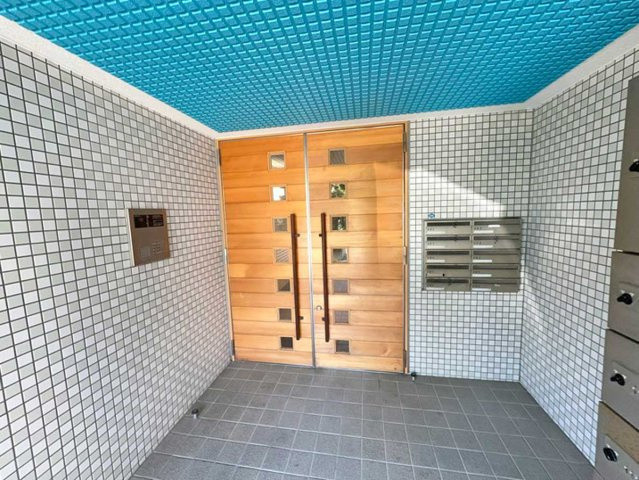 【エントランス】 | 沼津市平町 売一棟マンション ES05401 | 沼津市平町　エントランス