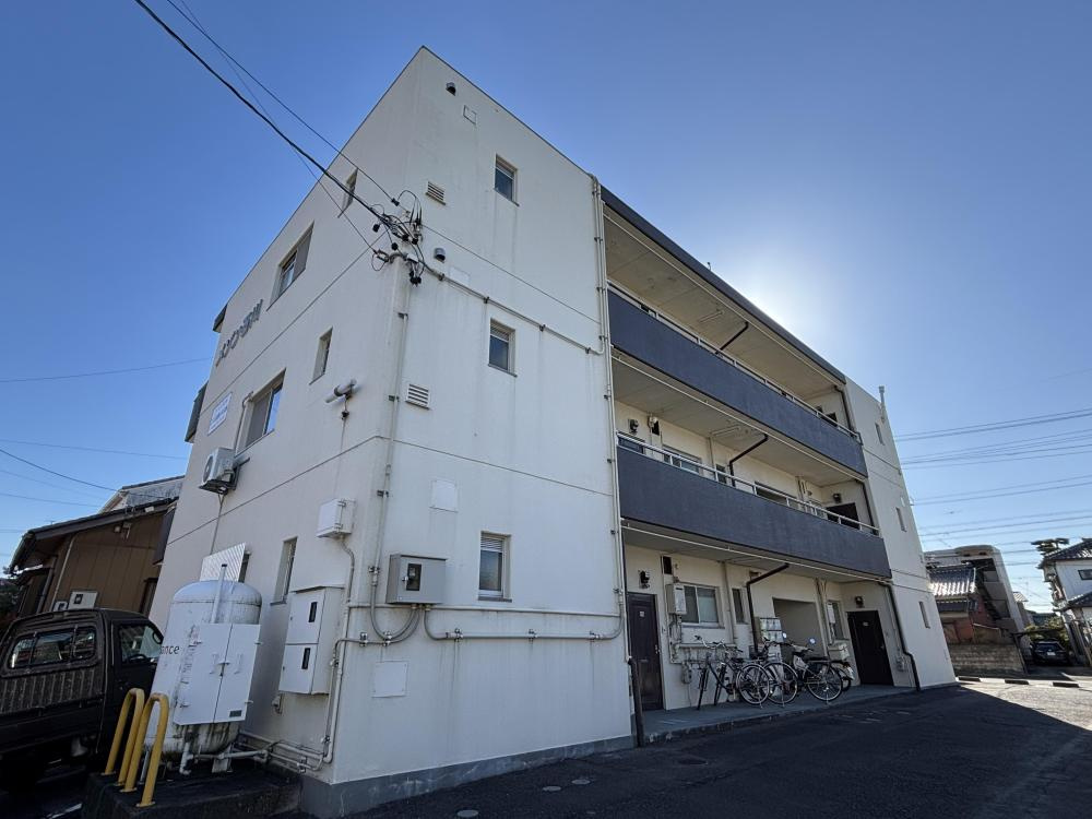 メゾン石川の外観