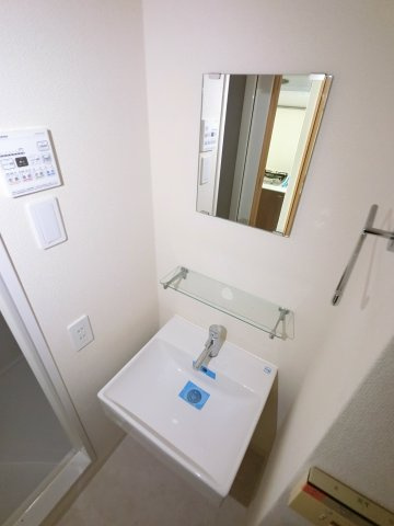 Ｓ－ＦＯＲＴ西船橋の独立洗面台