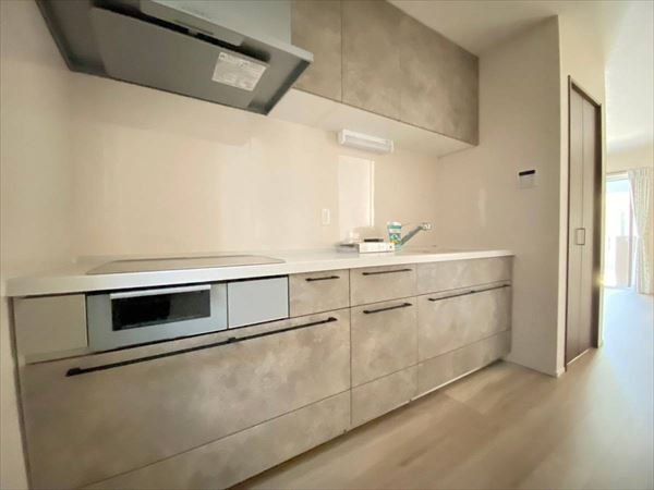 湊　築浅住宅　フジ住宅の家のキッチン