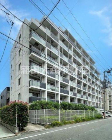 イプセ蒲田WESTの外観|2007年2月築　南棟RC鉄筋コンクリート造地上8階建て+北棟鉄骨造地上3階建て総戸数98戸
東京都大田区東矢口3丁目　東急池上線蓮沼駅近最寄り徒歩3分、JR京浜東北線蒲田駅徒歩8分