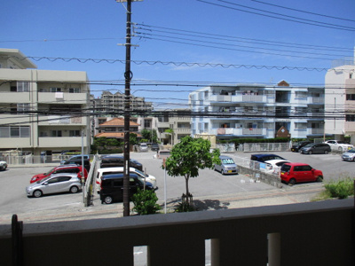 【展望】 | コンフォート天久Ⅱ | 写真とは違うお部屋になります。