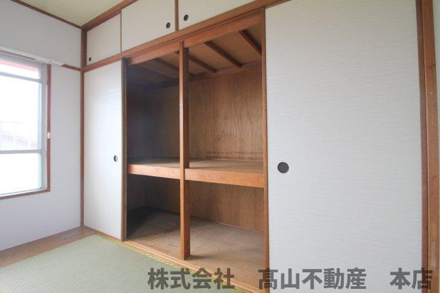 ヴィラ日の里の収納