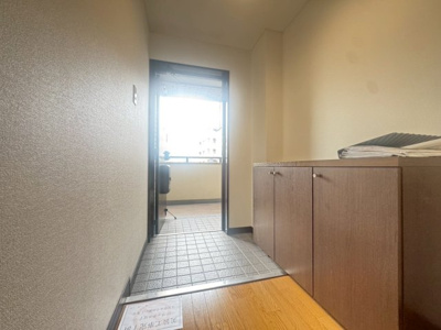 【玄関】 | ドゥ・ルペール