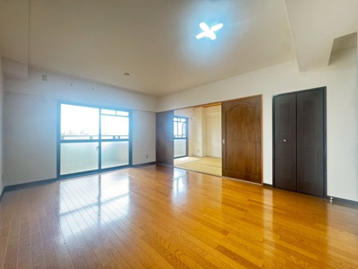 【内装】 | ドゥ・ルペール