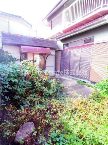 堀内邸の駐車場