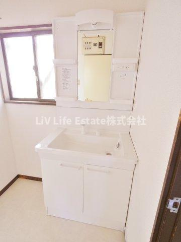 堀内邸の洗面所
