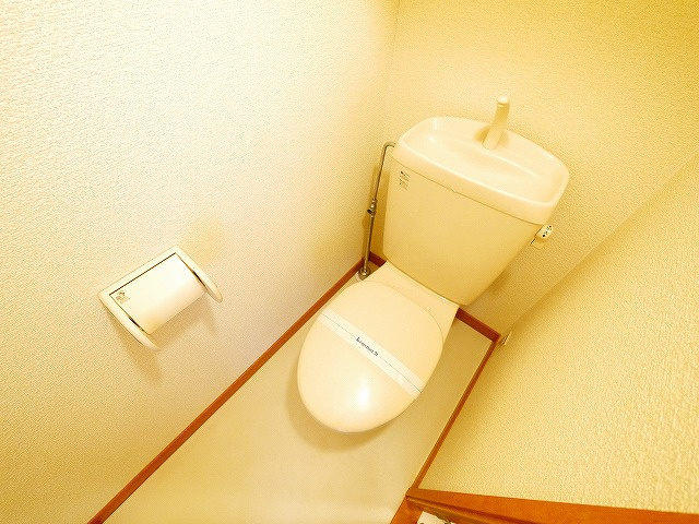 レオパレスＫ＆Ｍのトイレ|落ち着いたトイレです