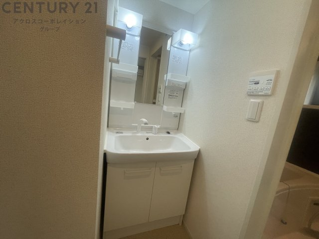 洗髪洗面化粧台付き♪