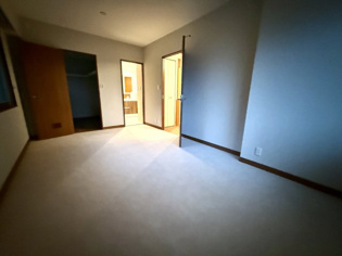 名次町ロジュマンの寝室