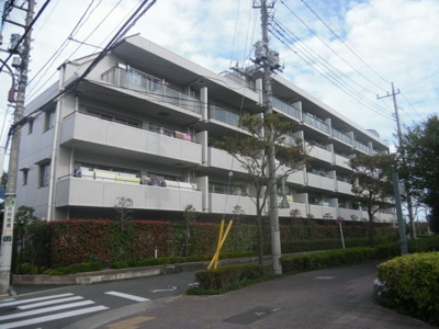 【外観】 | モンレーヴ府中南 | 駅徒歩9分、駅前にはスーパーやコンビニなどあり便利な立地です。