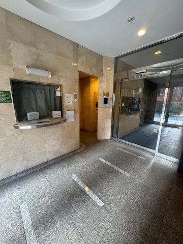 【エントランス】