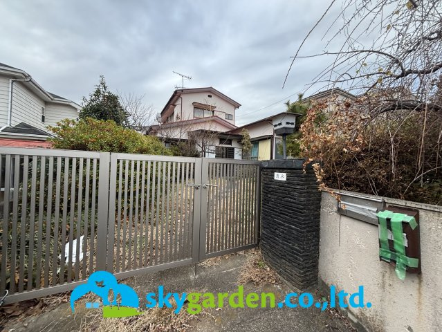 秦野市名古木　中古戸建の外観