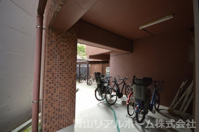 【その他共用部分】 | インペリアル常盤松 | 駐輪場