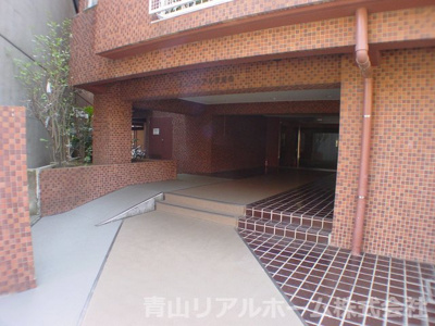 【エントランス】 | インペリアル常盤松