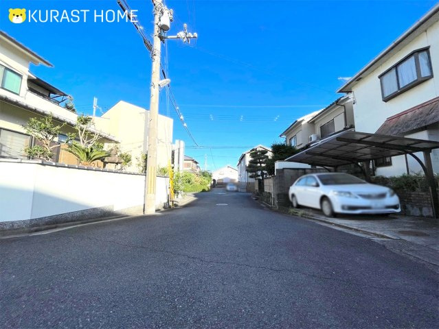 京都市西京区下津林佃　建築条件なし土地の前面道路含む現地写真