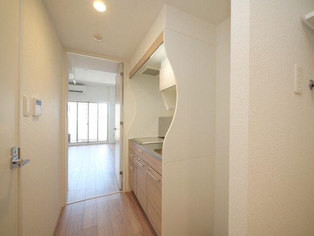 セレニテ新大阪プリエのキッチン