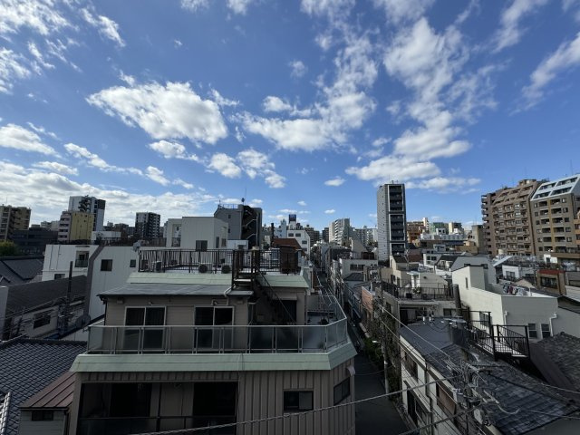 シルクハットハイツの展望|開放的な眺望で陽当り通風ともに良好