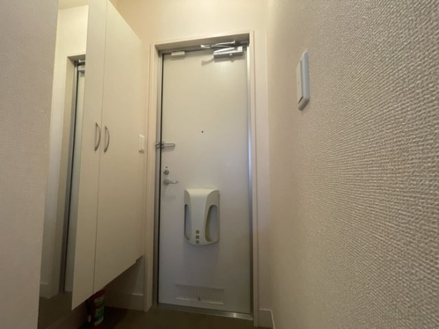 【玄関】 | シンフォニーⅤ B棟