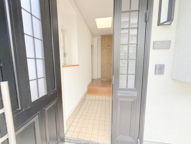 中登美第二団地　テラスハウスのロビー