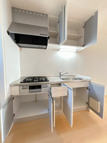 常滑市大野町4丁目戸建のキッチン