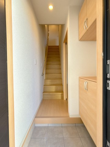 常滑市大野町4丁目戸建の玄関