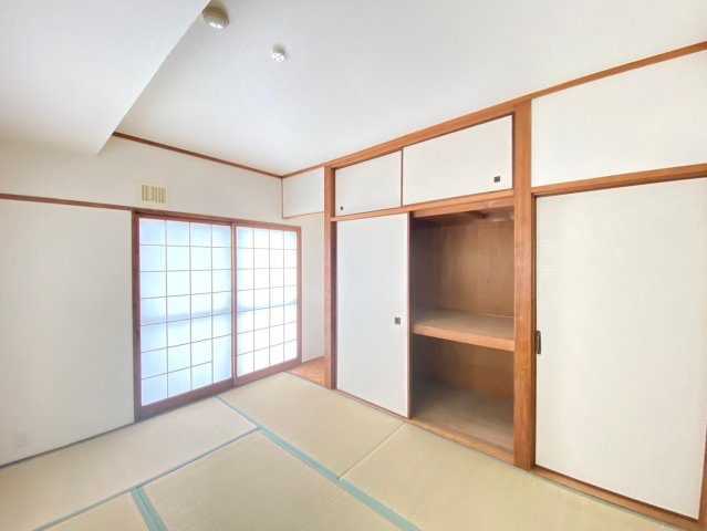 茨木春日丘ハイツの内装
