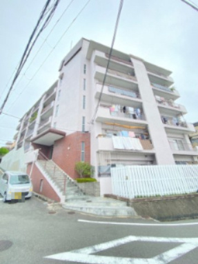 茨木春日丘ハイツの外観