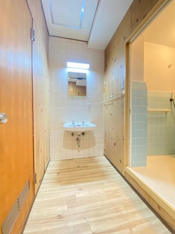 茨木春日丘ハイツの洗面所