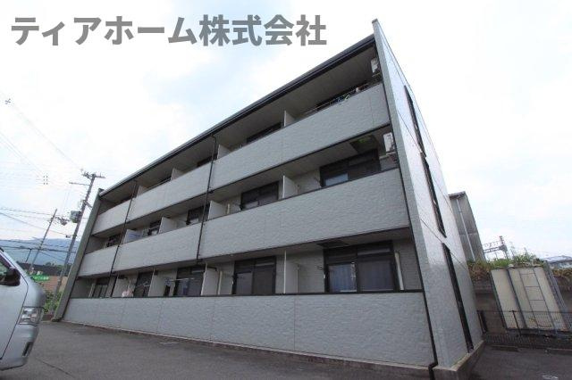 レオパレス二上の外観|2022年10月外壁塗装しました。