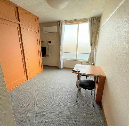 レオパレスプルミエの内装