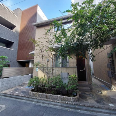 【エントランス】 | Oak House A棟