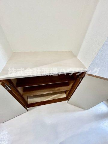 第1マンション寺直の収納|玄関収納