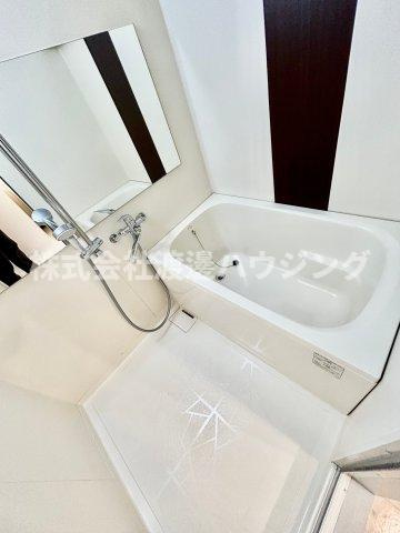 第1マンション寺直の浴室