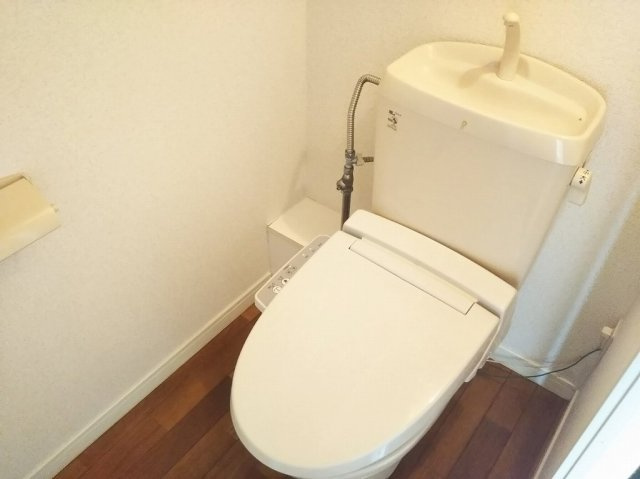 レオパレスサンライトのトイレ|画像7