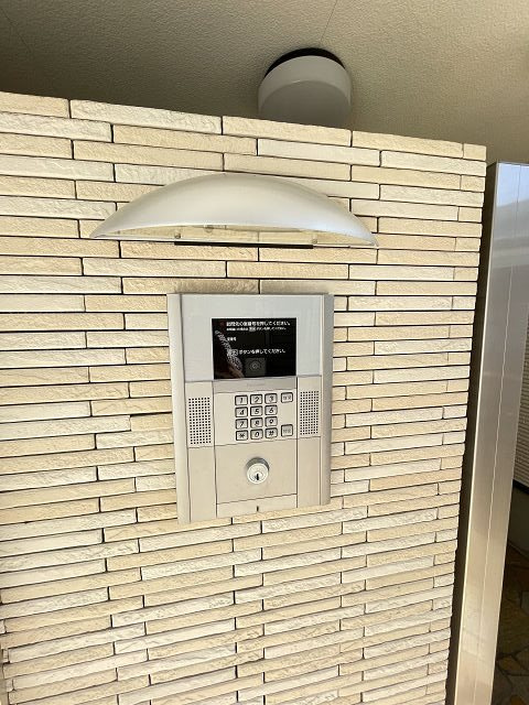 尼崎市長洲本通１丁目のアパートの外観