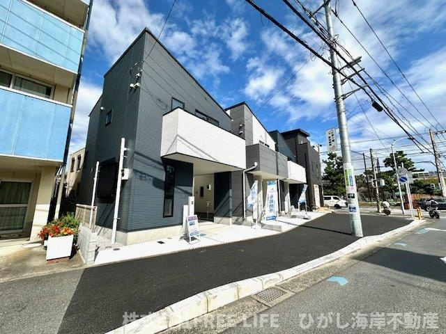 茅ヶ崎市浜須賀  新築戸建　全3棟の前面道路含む現地写真|全景写真　全3棟