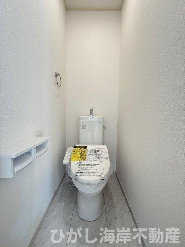 茅ヶ崎市今宿　新築戸建　全8棟のトイレ|洗浄機能付きお手洗い