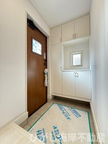 茅ヶ崎市今宿　新築戸建　全8棟の独立洗面台|三面鏡化粧台